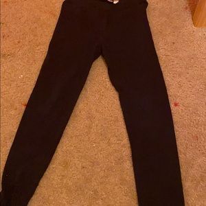 black leggings